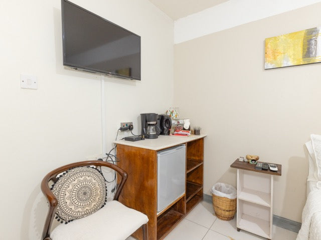 Rose St Gardens - Room 4