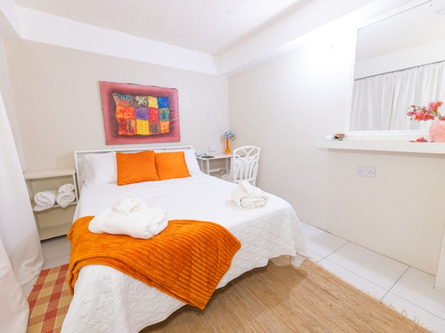 Rose St Gardens - Room 4