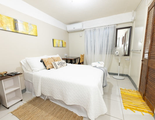 Rose St Gardens - Room 3